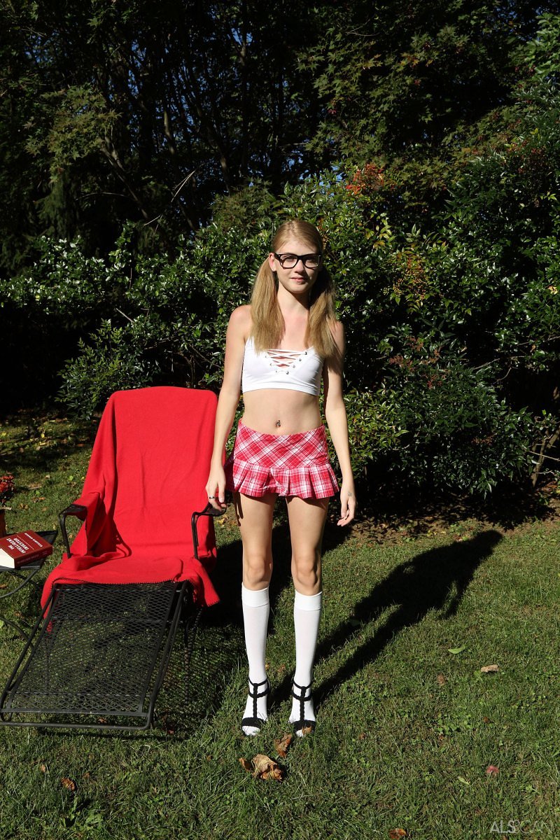 Оксюшенька, 22 года, 0 размер груди